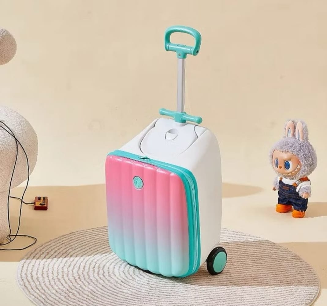 Glide in Comfort: The Ultimate Scoot Stroller for Kids!