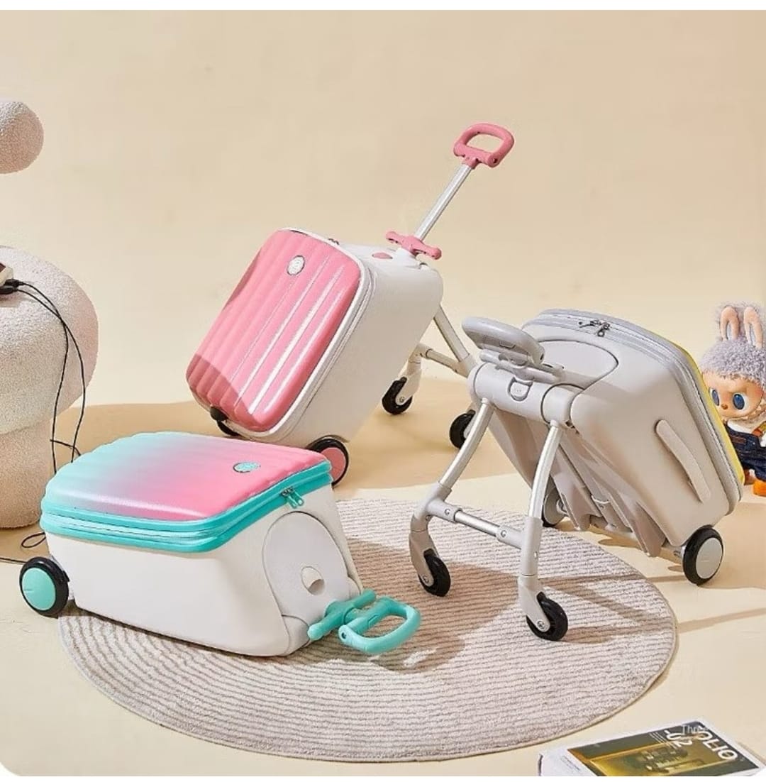 Glide in Comfort: The Ultimate Scoot Stroller for Kids!