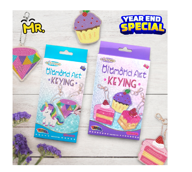 Create Your Own Sparkly Masterpieces with the Diamond Art Keychain Kit!